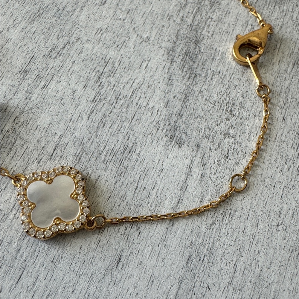 Rachel Zoe Gold Plated 925 Ster Silver Revers Bracelet Pave 3 Clover Moth OPearl - Picture 11 of 15